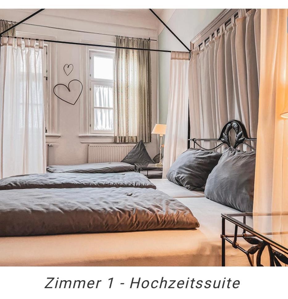 Hotel Weinstube Am Markt Gerolzhofen Zewnętrze zdjęcie